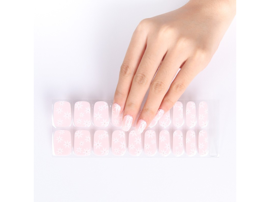Spring Garden semi-cured gel nail strips by MANITIME – detail 4