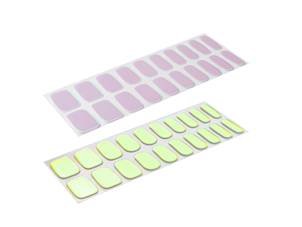 Opal Dream semi-cured gel nail strips by MANITIME – detail 5