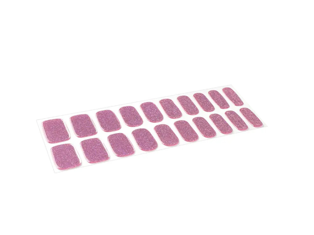 Timeless Chic semi-cured gel nail strips by MANITIME – detail 3