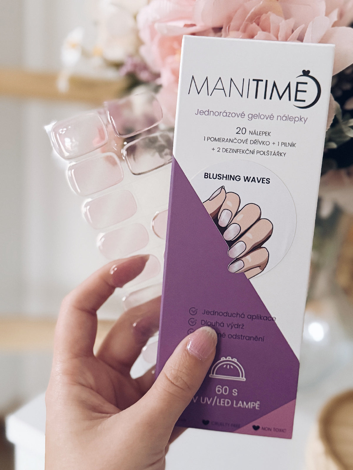 Blushing Waves semi-cured gel nail strips by MANITIME – detail 5