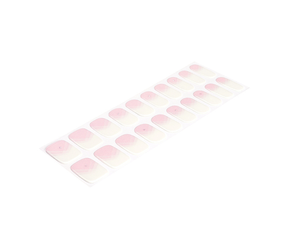 Classic Touch semi-cured gel nail strips by MANITIME – detail 4