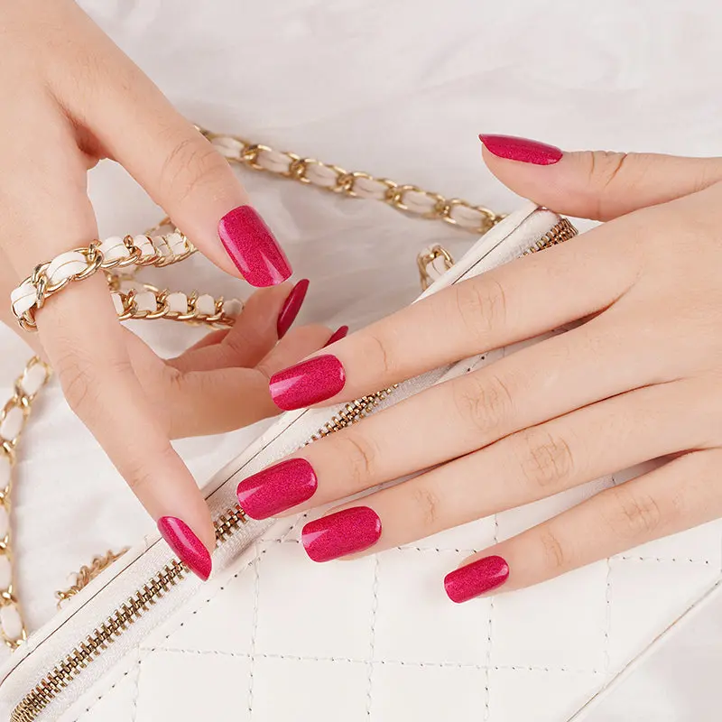 Ruby Glamour semi-cured gel nail strips by MANITIME – detail 2
