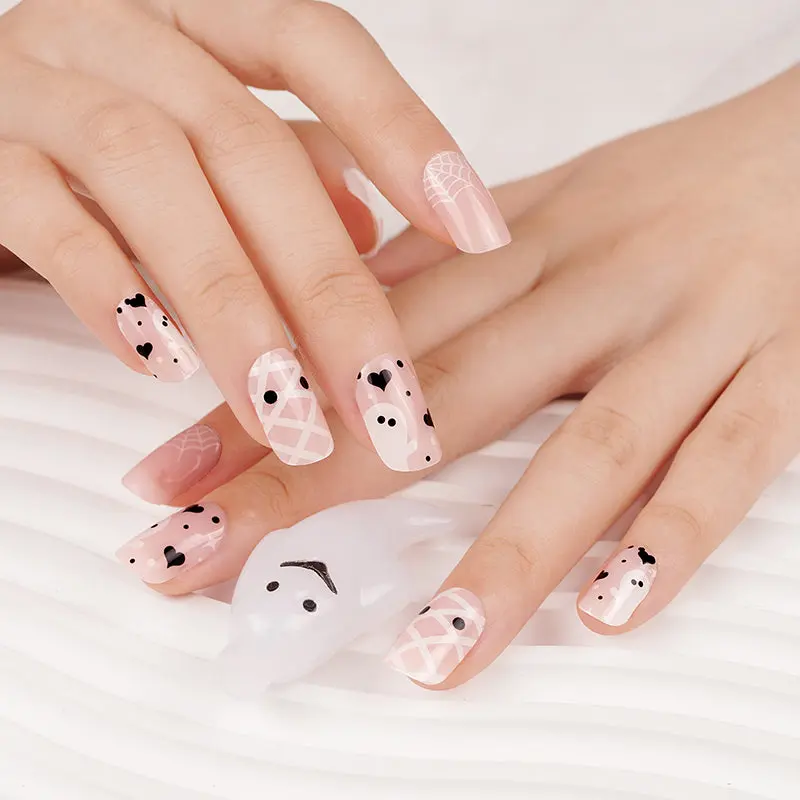 Cute & Creepy semi-cured gel nail strips by MANITIME – detail 3