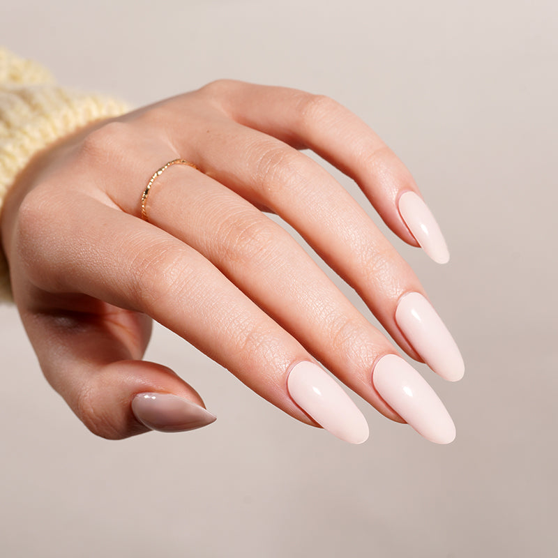 Cream Touch semi-cured gel nail strips by MANITIME – detail 2