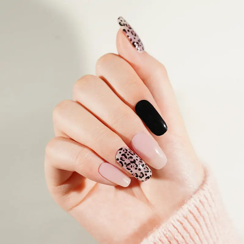Pink Safari semi-cured gel nail strips by MANITIME – detail 2