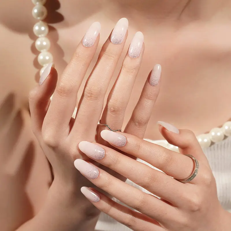 Sugar Veil semi-cured gel nail strips by MANITIME – detail 2