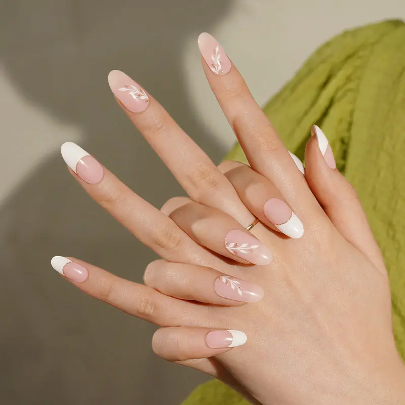 Soft Harmony semi-cured gel nail strips by MANITIME – detail 2