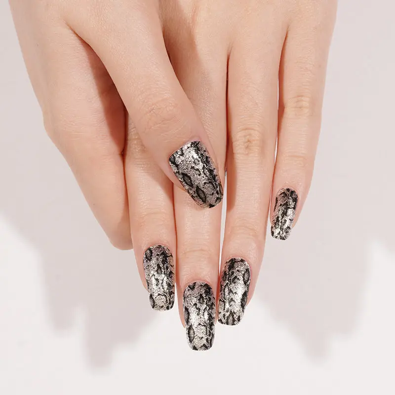 Serpent Skin semi-cured gel nail strips by MANITIME – detail 4